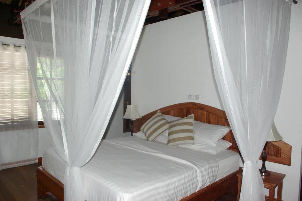 Heliconia Grove Villa Anse Volbert Village Eksteriør billede